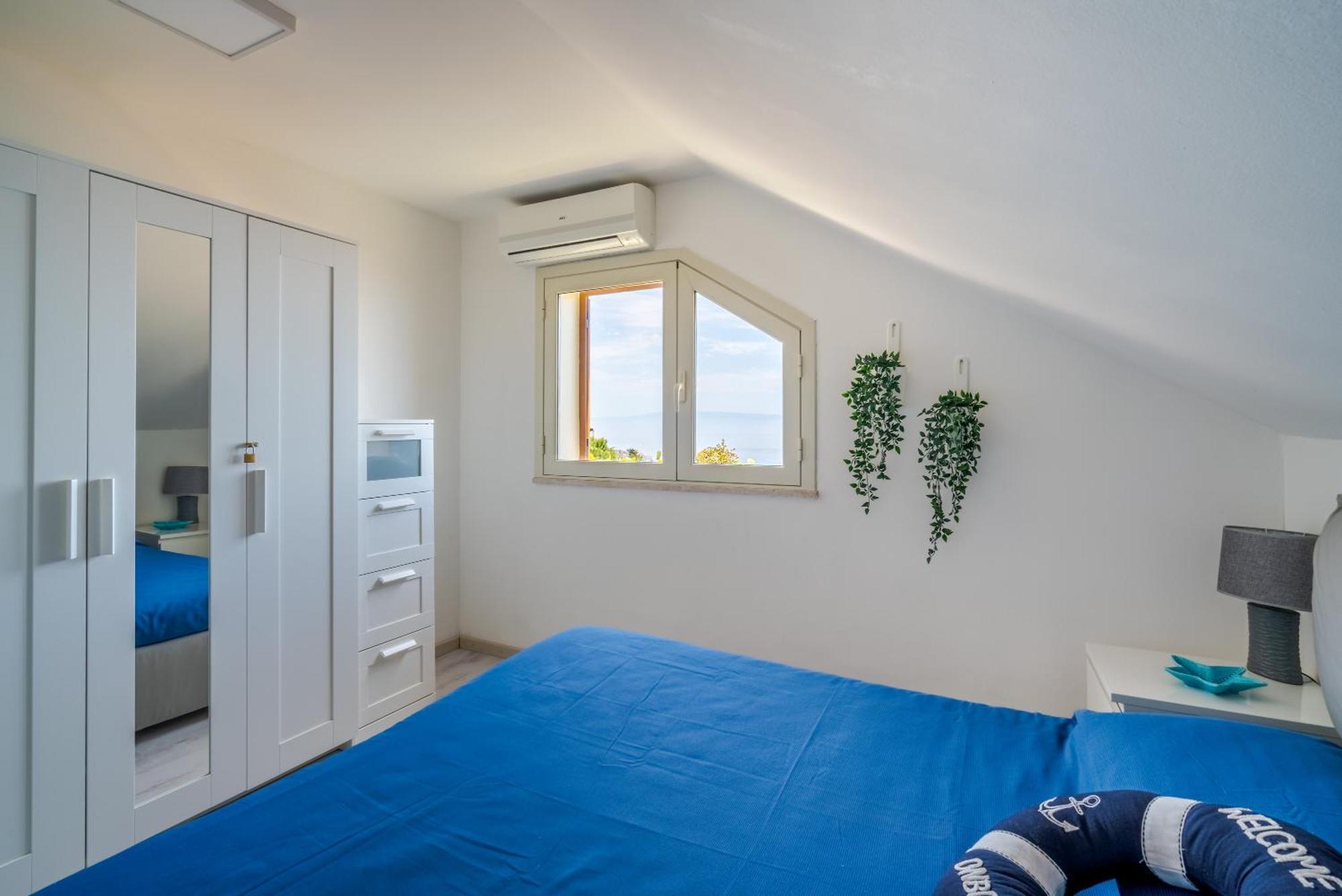 Appartement La Goccia Sul Mare à Letojanni Extérieur photo